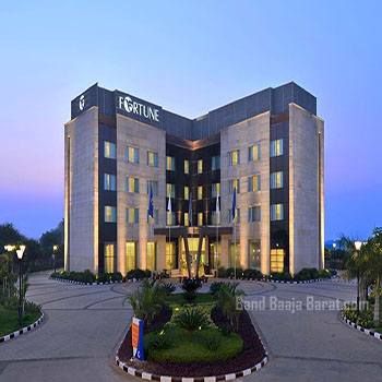 5 star hotel in gurgaon