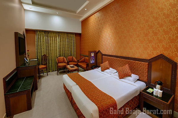Top 3 Star Hotels near me Agra
