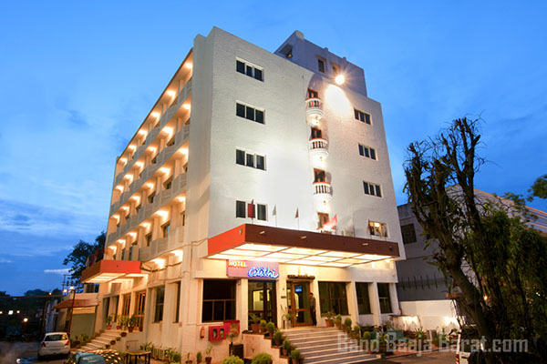 Best 3 Star Hotels in Agra