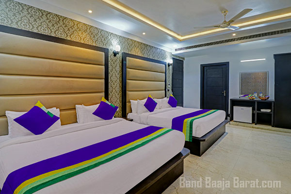 4 Star Hotels in  Agra