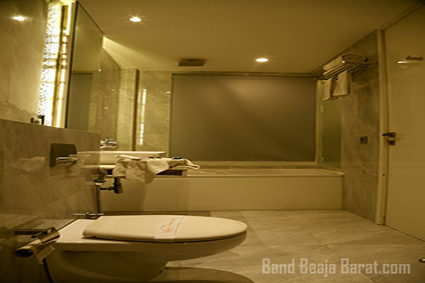 Top 3 Star Hotels for wedding in Agra