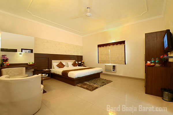 Best 3 Star Hotels in Agra