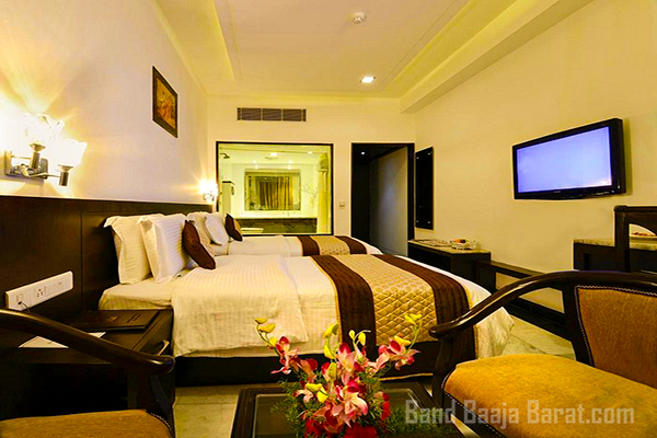 Top 4 Star Hotels near me Agra