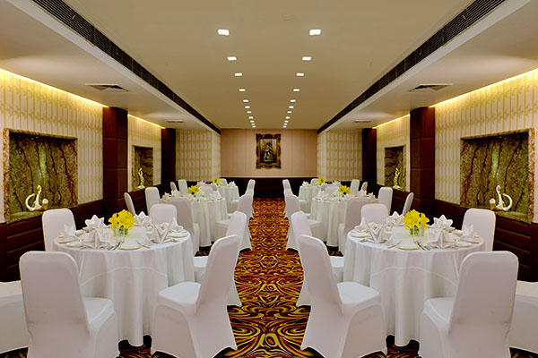 wedding venue Taurus Sarovar Portico Hotel in Delhi