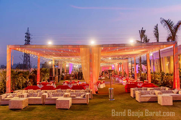 cheap lawn for wedding in Gurgaon Royal Swan Banquet