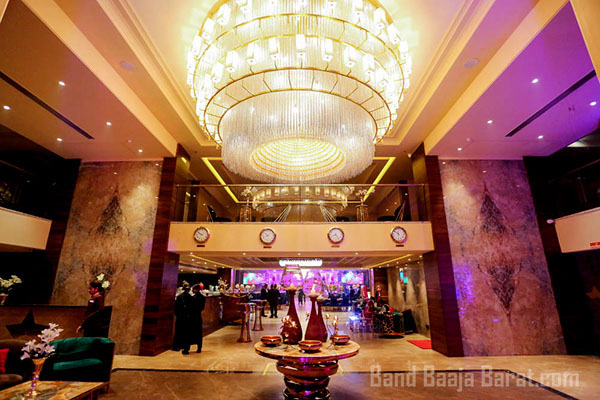 cheap lawn for wedding in hotel Delhi Starland Banquet