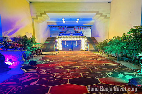 Golden Moments hotel for wedding in Karnal