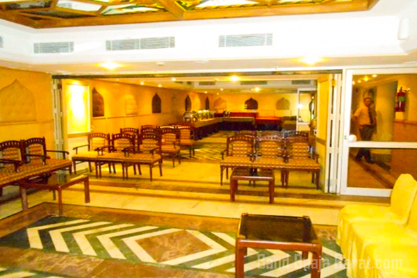 hotel le crown in chandigarh
