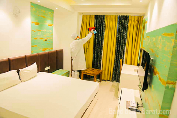 hotel the yellow in chandigarh