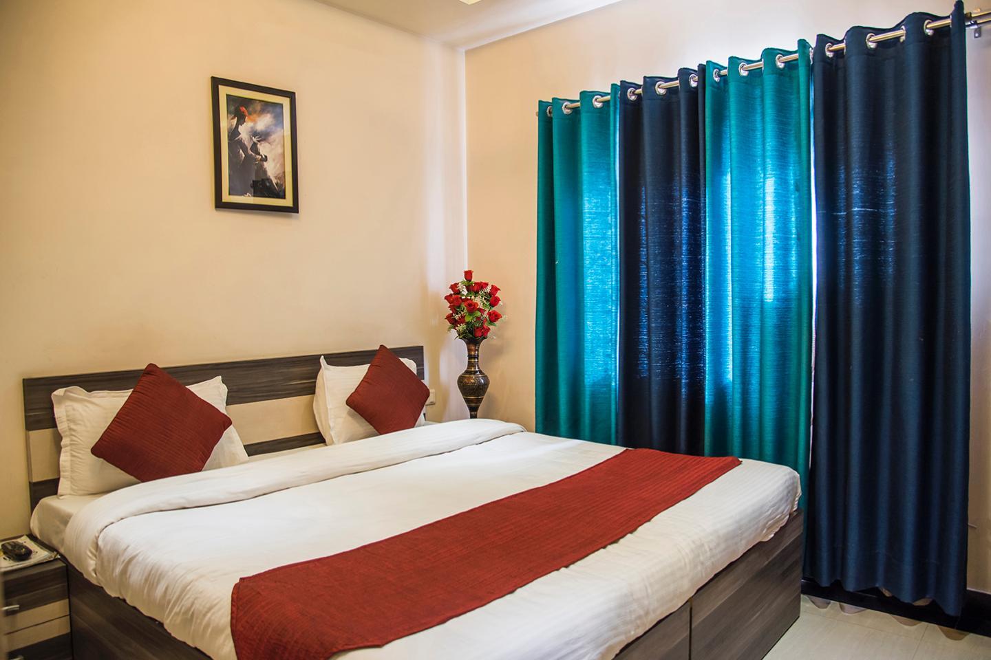 hotel divine destination  in varanasi