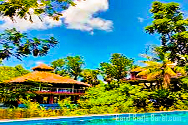 The Pearl Hotel In Kolkata