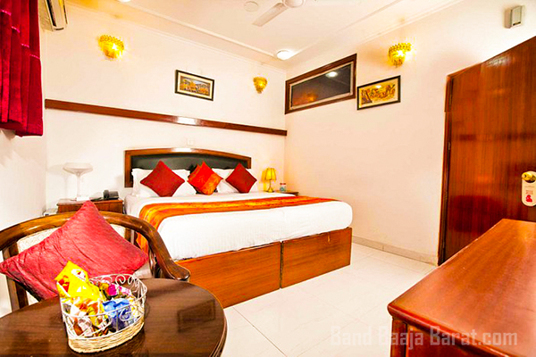 hotel delight inn chhatarpur in delhi