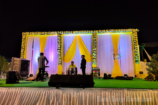 kabir farm stage decor in ahmedabad