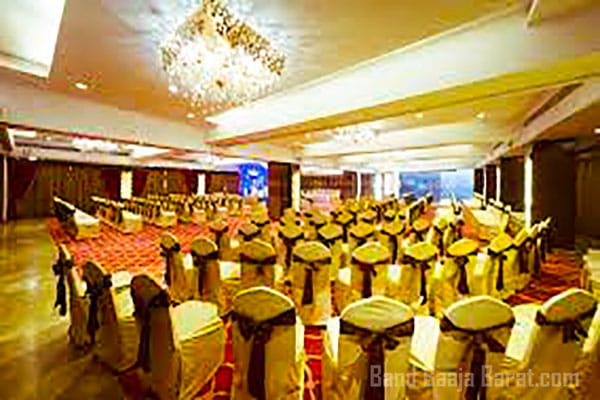 best banquets in jhansi