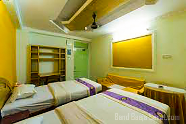 hotel mahalaxmi room
