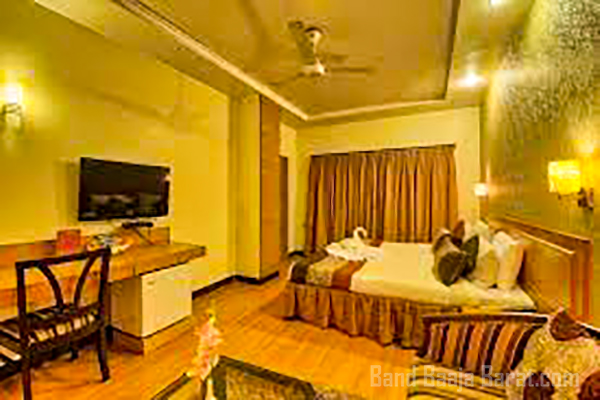 vishwaratna hotel suite room