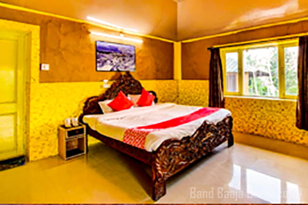 rooms in Vatika resort