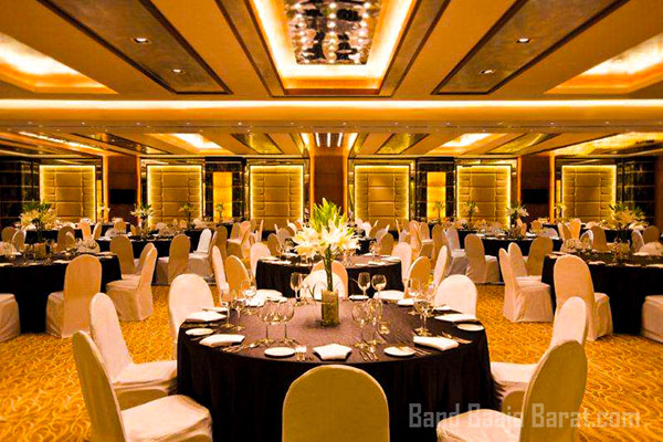 Gokulam Grand Hotel & Spa book online