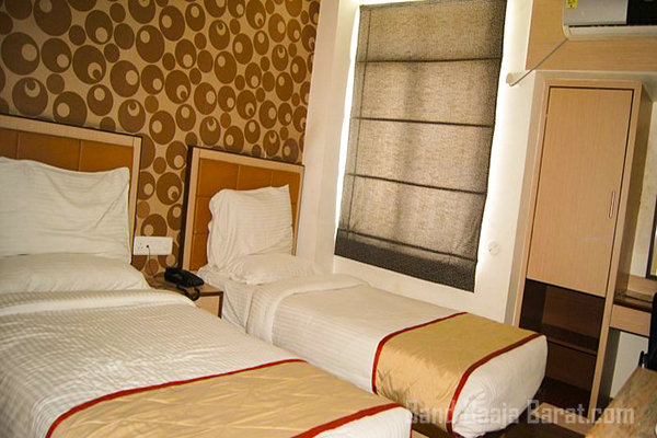 Hotel siroy classic bedroom