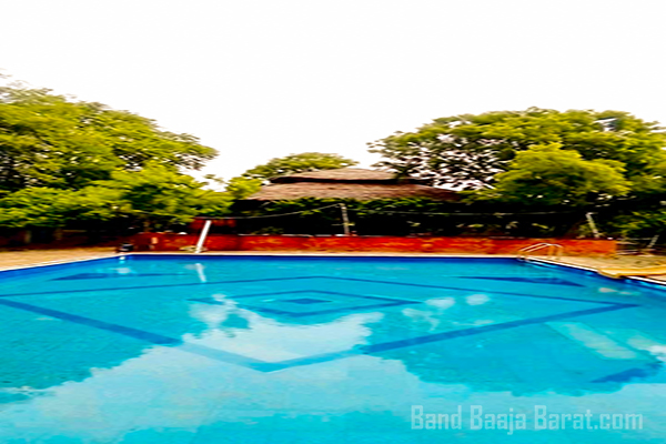 Blowsom farms resort pool