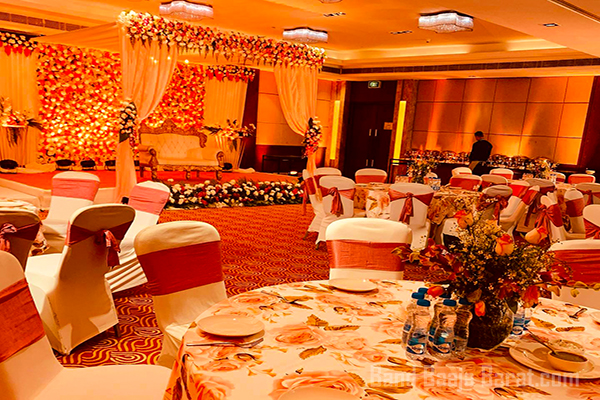 Holiday Inn Amritsar dining hall