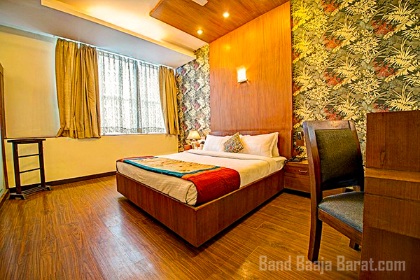 Hotel p r residency bedroom