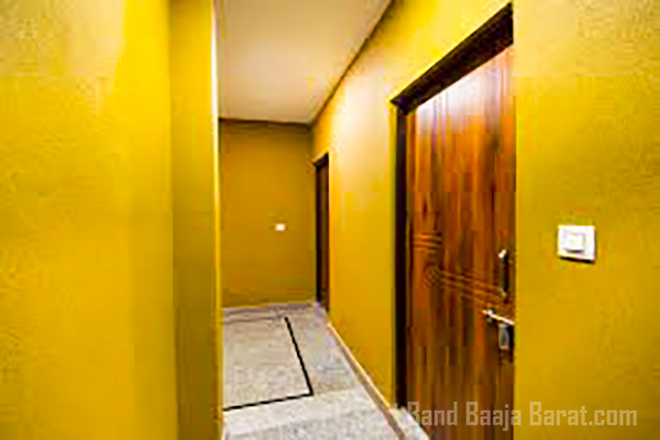 dream valley resort book online