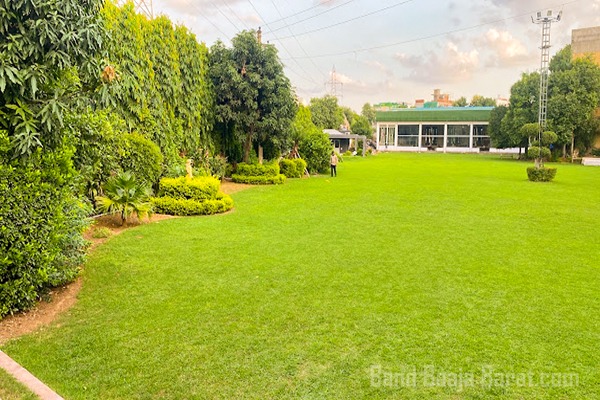 surat garden in delhi