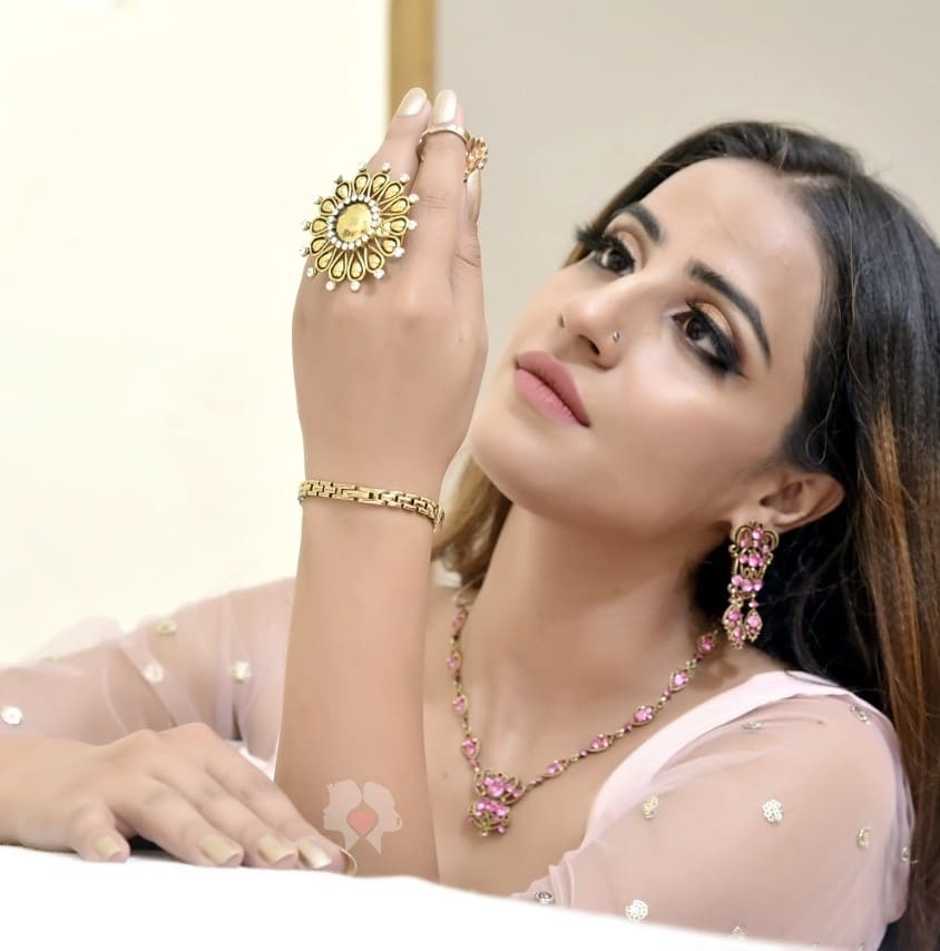 blush on makeup studio  malviya nagar delhi