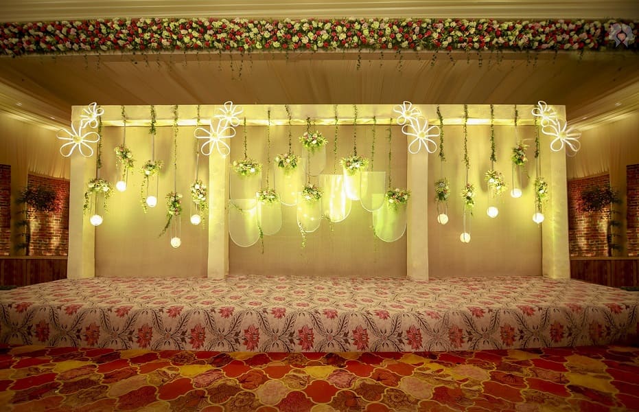 best wedding decorators near me