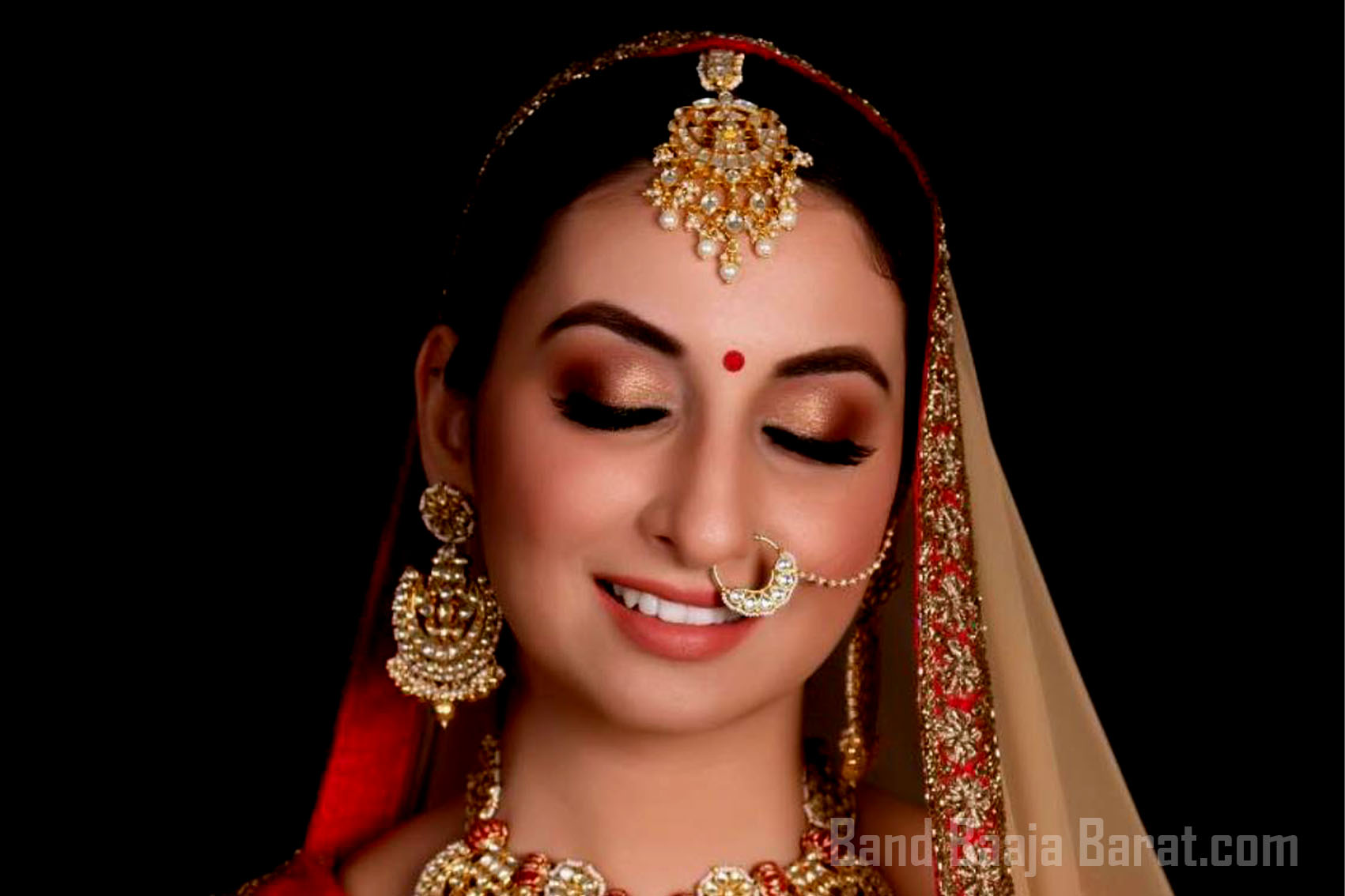 Bridal and party makeup artist in delhi