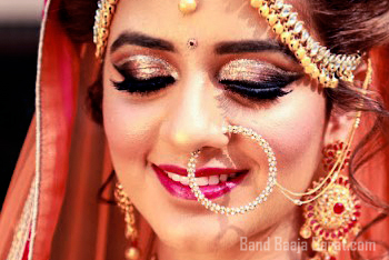 Top Unisex makeup artist in delhi ncr
