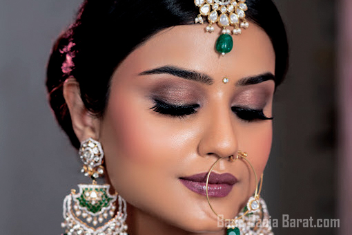 AM Unisex salon for bridal makeup in Delhi