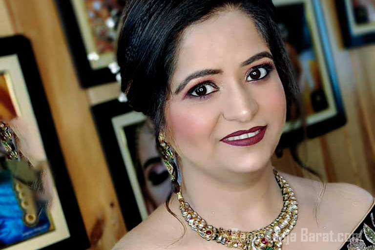 Top Rated Sanjana Makeovers in Delhi