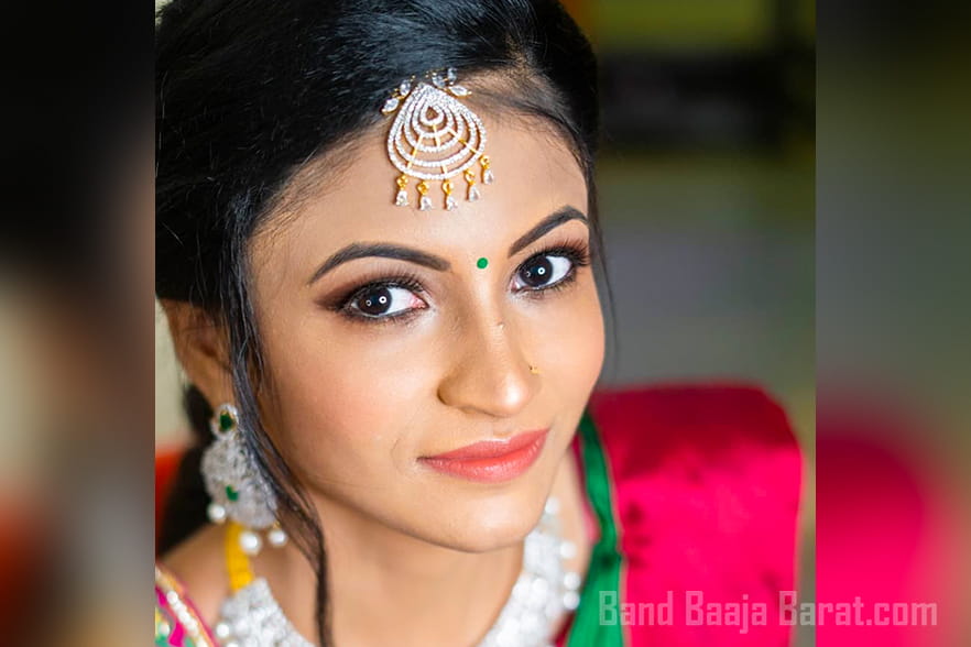 Beauty trends by sushma makeup in varanasi
