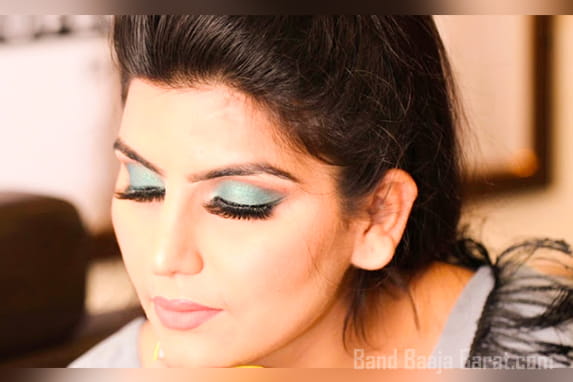 best party makeup in Gurugram
