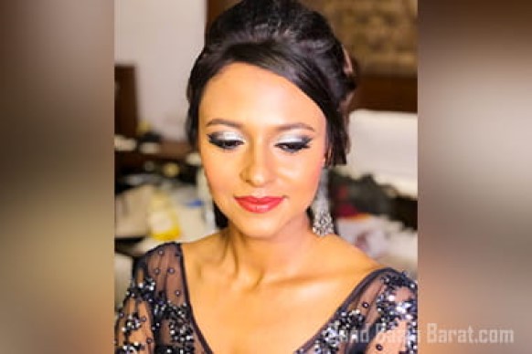 images of Sahibba K Aanad makeup