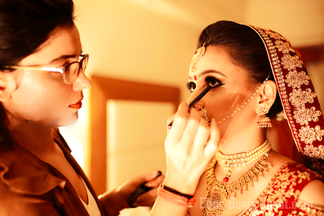 Khushboo Mishra Makeup Artist in Noida