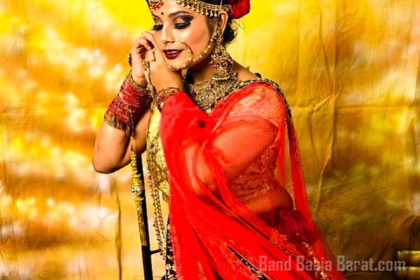 best makeup studio in Noida