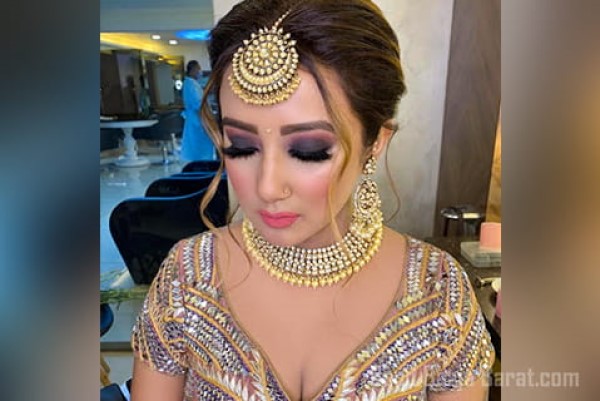best HD makeup artist in Delhi