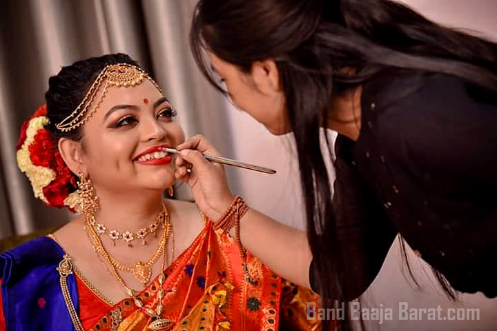 Nitu Makeup Artist & Hair Stylist in bandra mumbai