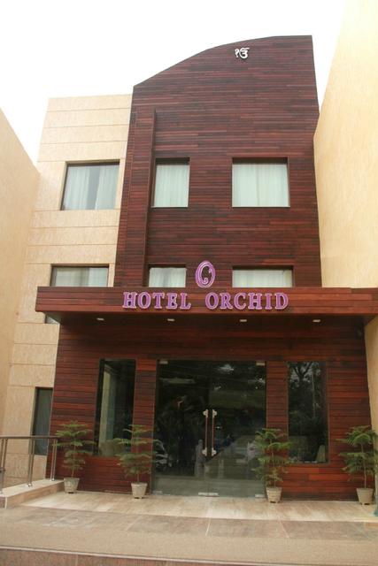 hotel-orchid-new-industrial-town-faridabad 