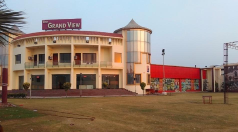 the grand view banquet sector 29 karnal