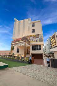 red K velvet hotel adhyatmic nagar ghaziabad
