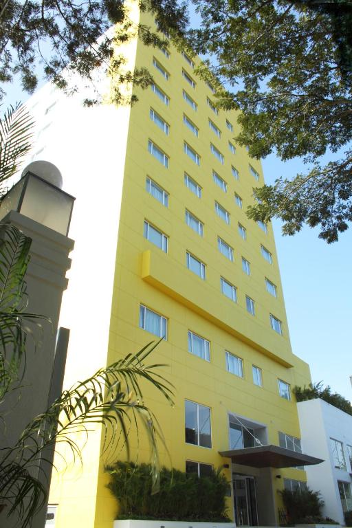 lemon tree hotel electronics city bengaluru