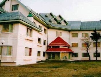hotel-blossom-amar-tara-estate-shimla 