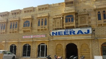 hotel-neeraj-shiv-road-jaisalmer 