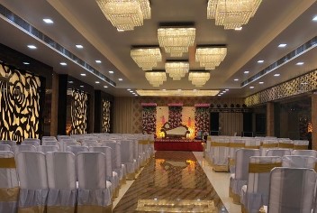hotel celebration ashok nagar kanpur