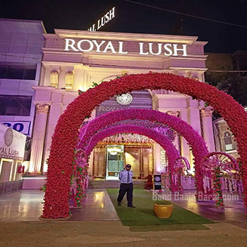 royal lush shalimar bagh new delhi