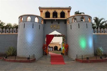 swaraj palace uruli devachi pune